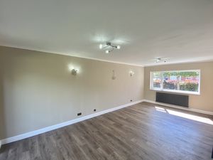 Lounge- click for photo gallery